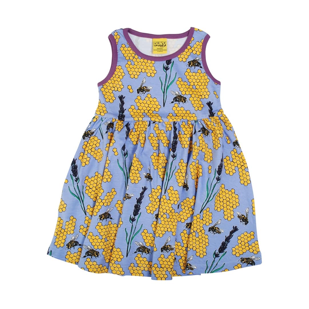 DUNS Sweden bees on lavender organic cotton sleeveless twirly dress 1 DUNS Sweden bee dress lavender
