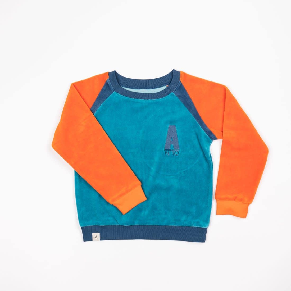 Sean Sweat in Blue Dragon fire Velour by Alba of Denmark | Age 3-4 1 Alba Sean Sweat dragon fire velour